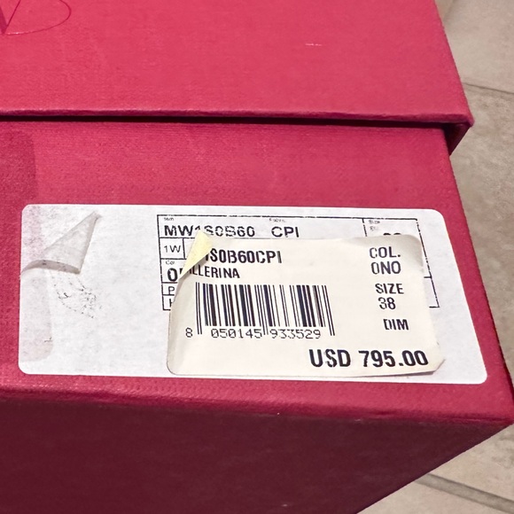 Valentino Garavani Flats size 38 - Picture 5 of 5